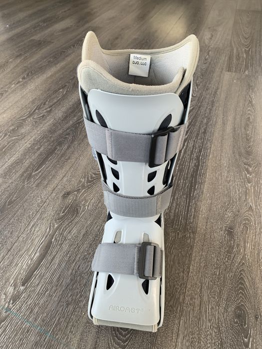 Пневматичний ортопедичний чобіт Donjoy AirSelect (США) розмір 39-41