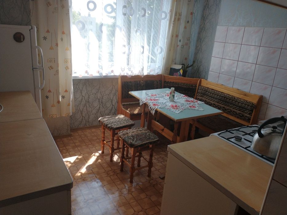 Duża, Umeblowana kawalerka do wynajęcia