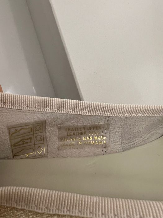 Skórzane baleriny Le Château