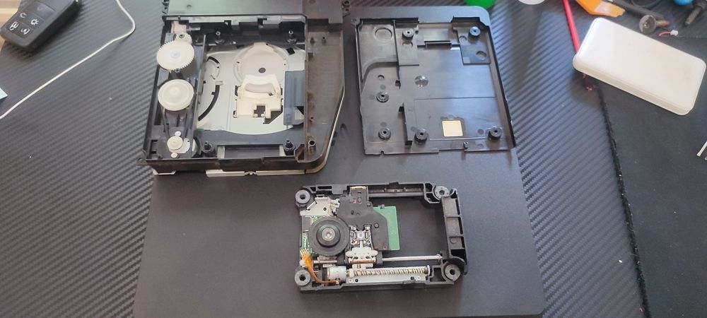 Playstation 4 Slim para peças ou arrumar