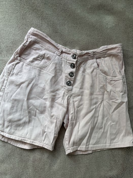 Spodenki pudrowy róż