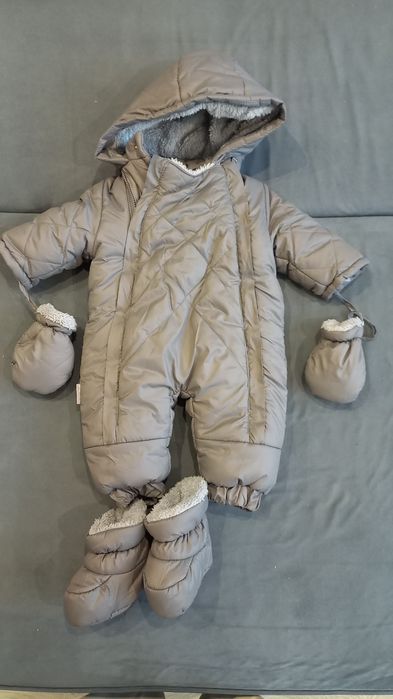 Зимовий комбінезон
