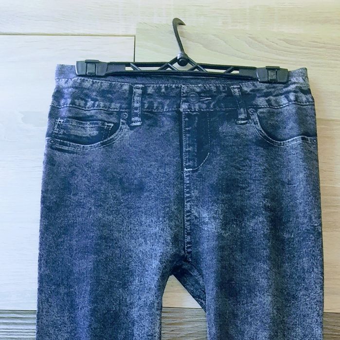 Wygodne legginsy czarne jeansy marmurkowe leginsy długie