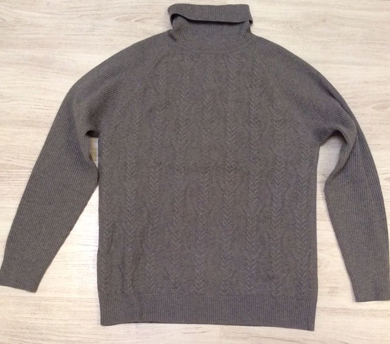 Свитер мужской