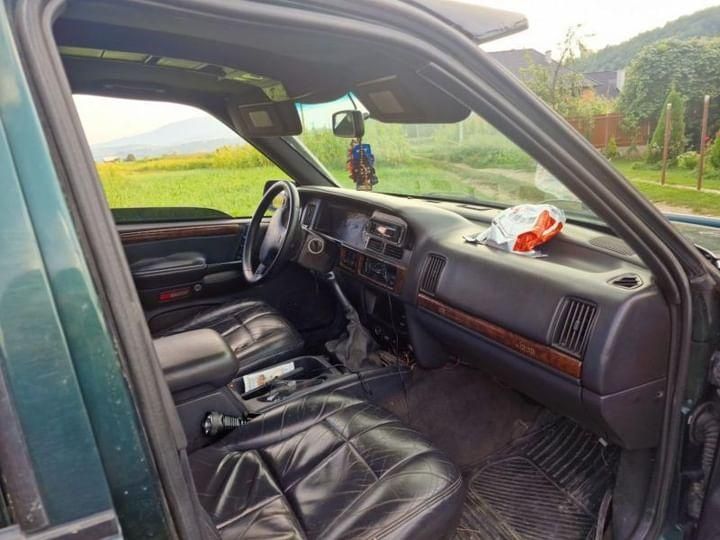 Продам Джип черокі