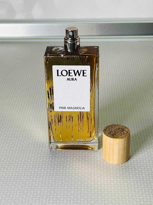 Парфуми Loewe Aura Pink Magnolia