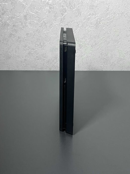 Sony PlayStation 4 Slim 500GB/1TB + оригінальний DualShock 4 | Обслужена
