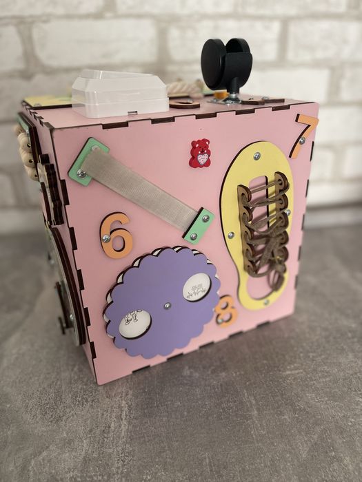 Бізікуб для малечі