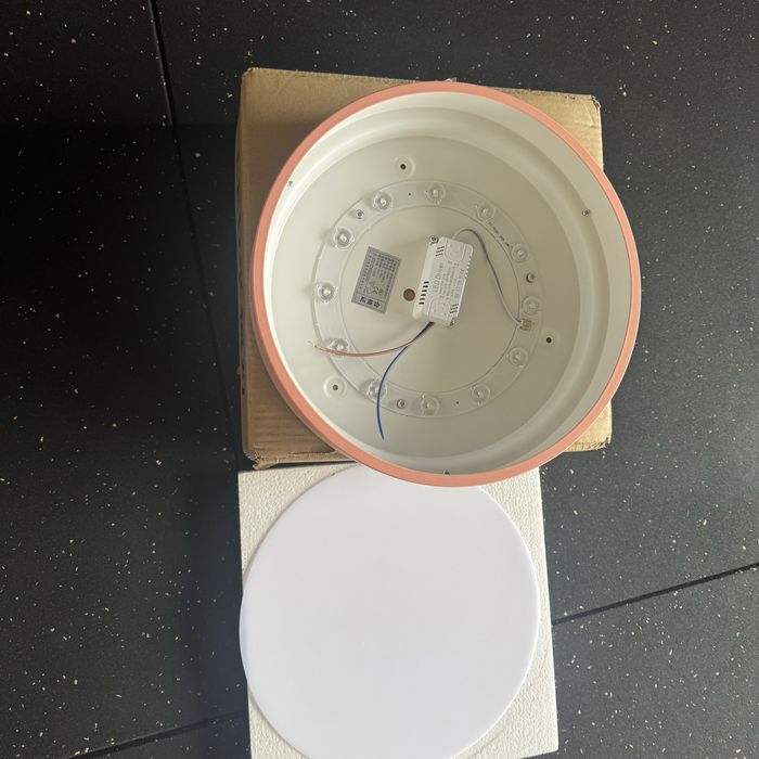 Candeeiro de teto LED NOVO e sem uso, 30 cm, 24W,3000K, Rosa