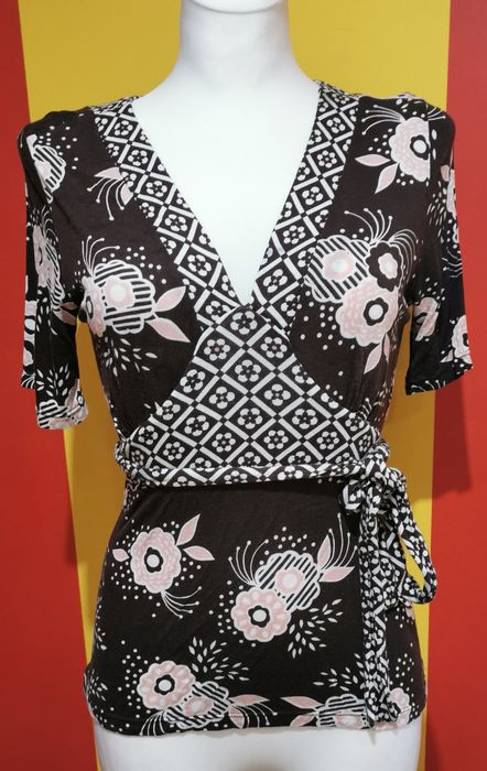 Bluzka bluzeczka dekold wiązanie