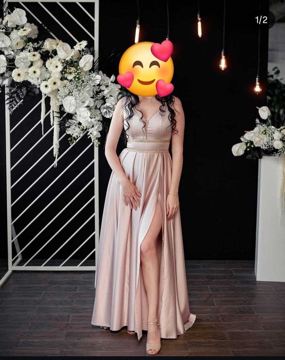 Розкішна атласна сукня