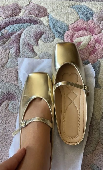 Złote wsuwane damskie baleriny kwadratowy nosek 40