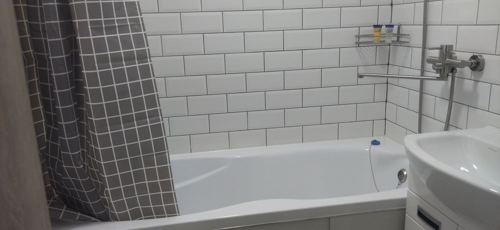 Подобова оренда однокімнатної квартири люкс Прилуки