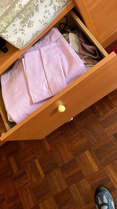 Estante 6 prateleiras 2 gavetões