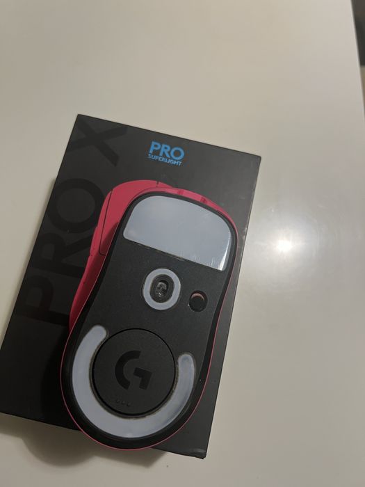 Logitech g pro x superlight magenta