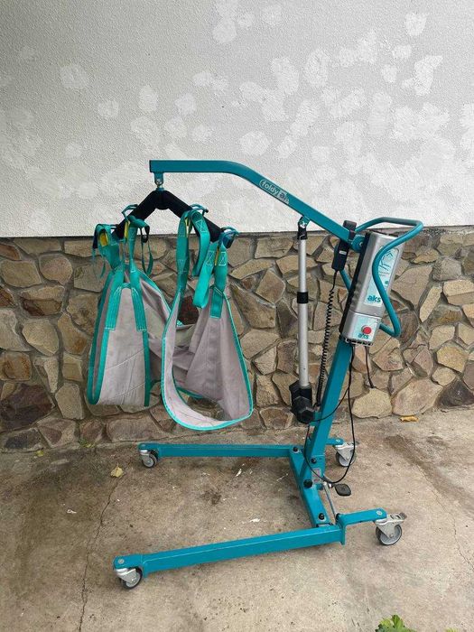 Електричний підйомник для пацієнтів AKS Foldy/150 кг/ Догляд і купання