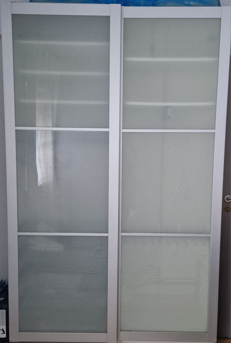 Vendo Roupeiro usado