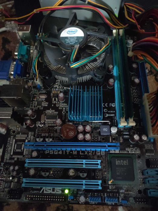 Asus p5g41t-m lx2/gb,Ddr3 2*4gb, Процесор Intel celeron E3400. Корпус