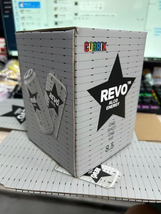 Набір LEGO у вигляді банки Revo лего Рево