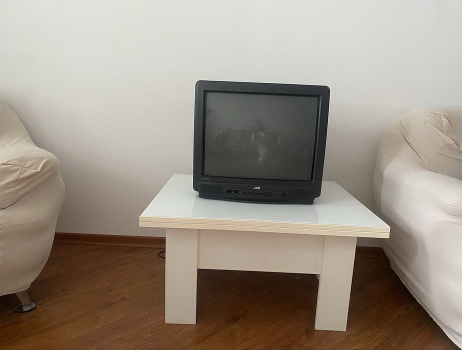 Телевізор JVC б/у