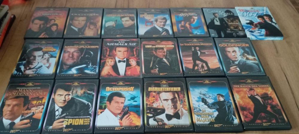 Kolekcja filmów James Bond 19 filmów