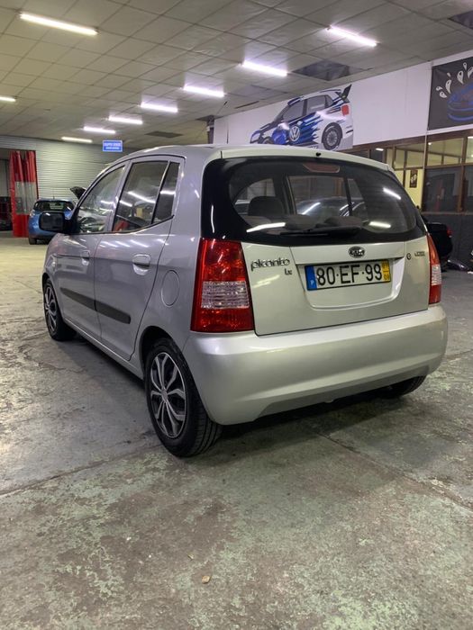 Vendo picanto 1.1 crdi sem detalhes