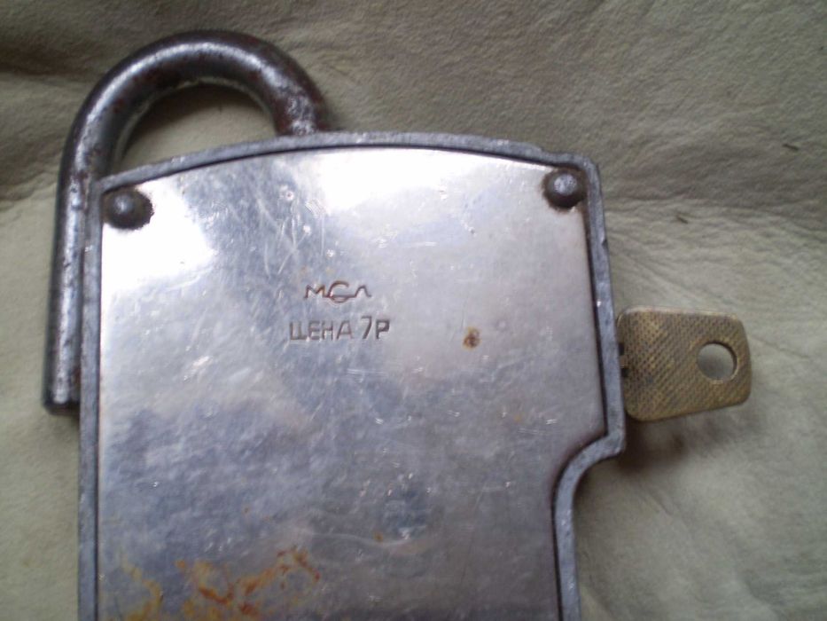 замок на руль автомобиля ссср