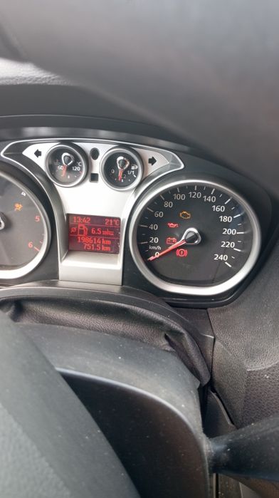 Автомобиль Ford c-max 2009