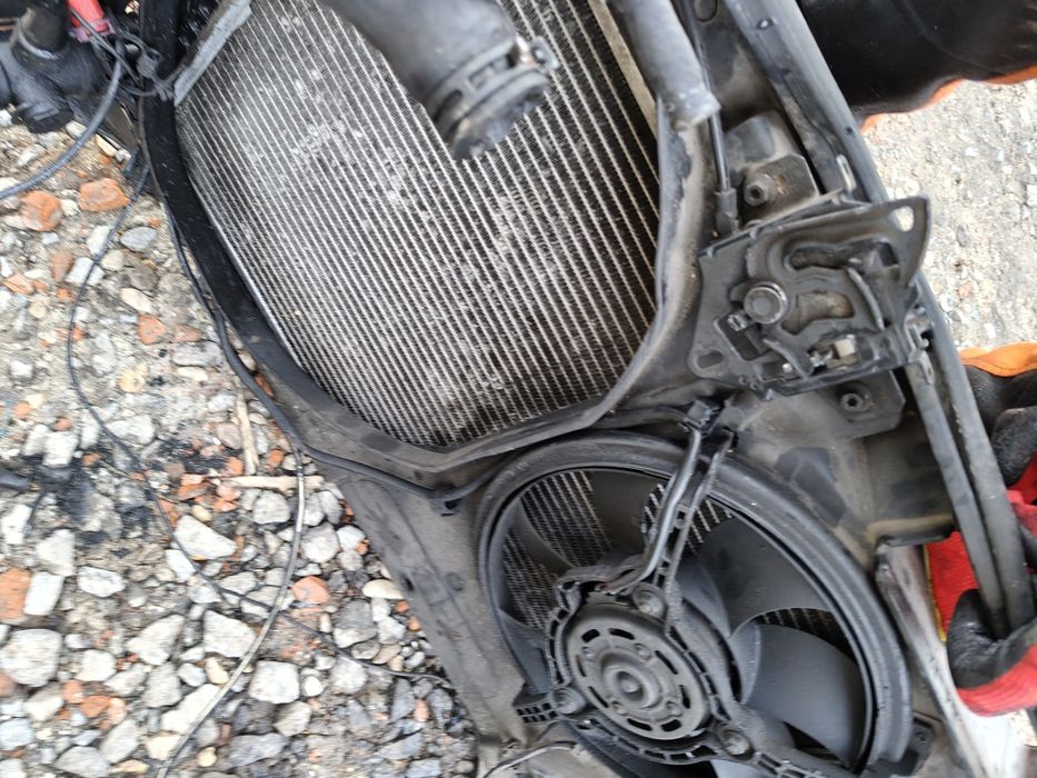 Przedni pas chłodnice wentylator volkswagen passat B5 1,9 TDI