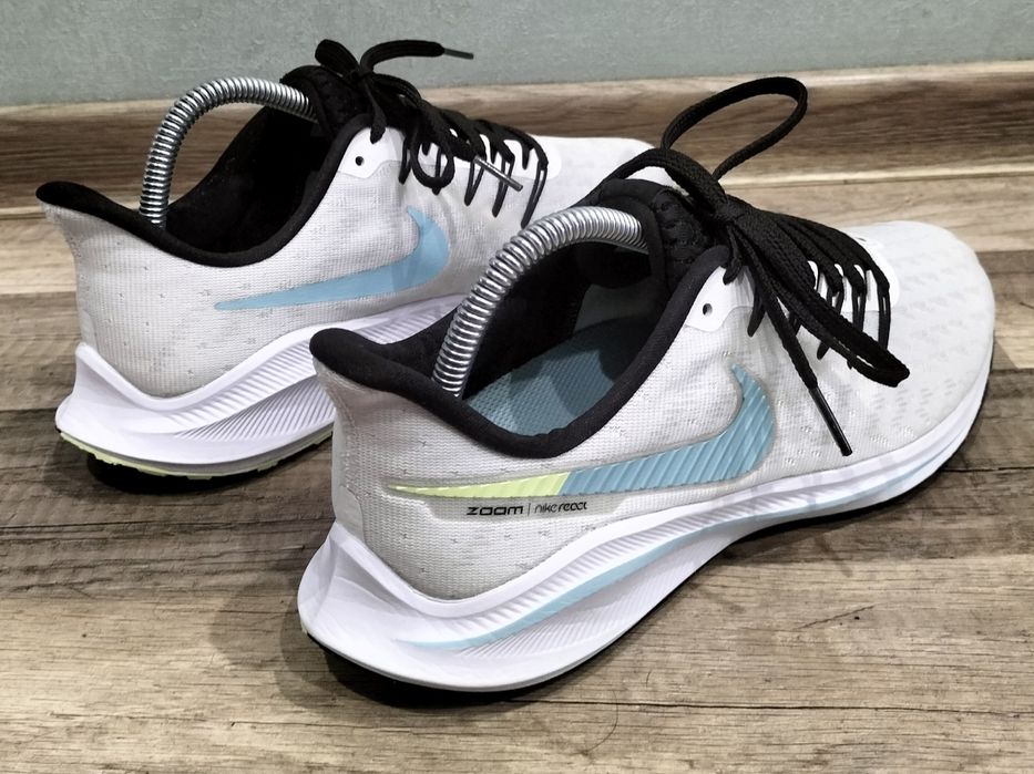 Buty Sportowe Nike Air Zoom Vomero 14 roz 40.5
