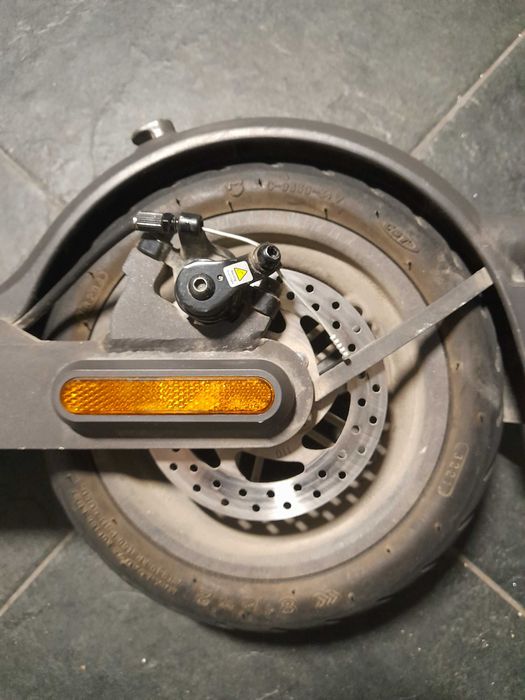 Trotineta Xiaomi 30k/h
