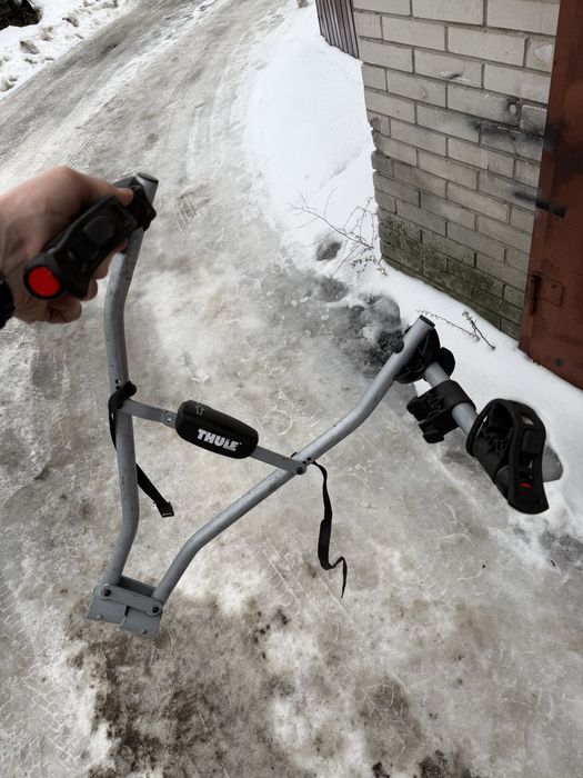 Велокріплення Thule 591 на дах авто ( крпеление для велосипеда thule )