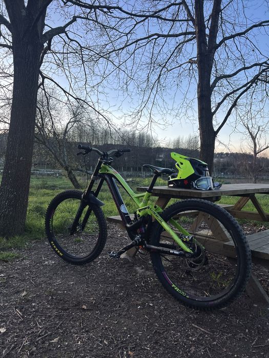 mondraker summum pro team 2020