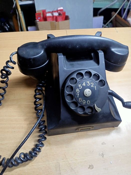 telefone antigo clássico
