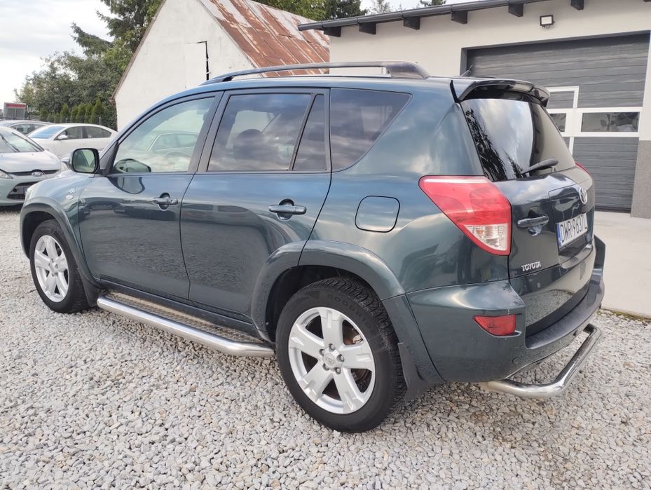 Toyota RAV4 III 2.2 Diesel 4x4 Skóra Chromy Alufelgi 18" Bogate Wypos