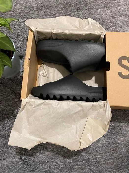 adidas Yeezy Slide Onyx R.44