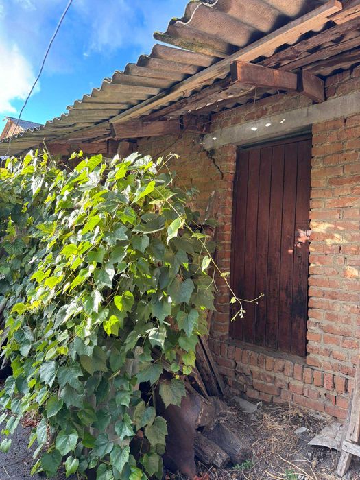 Продаж 2к квартири в центрі м.Тульчин з гаражем