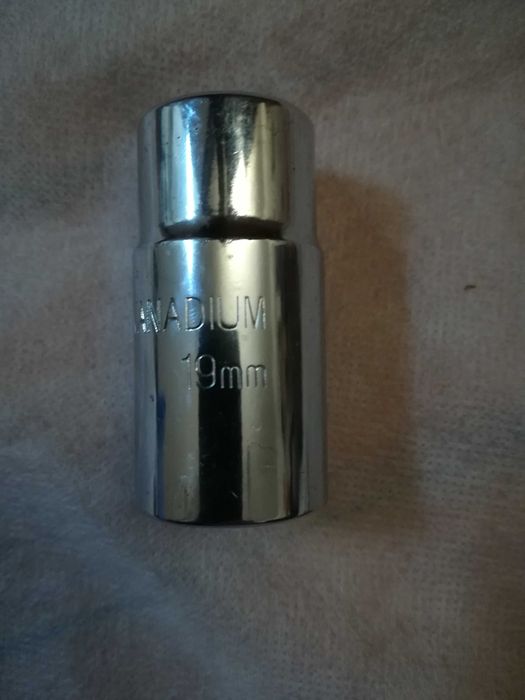 chave de roda extensivel com 2 soquetes 17 a 23 mm
