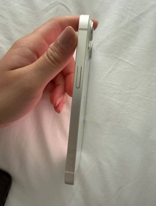 Iphone 14 luz das estrelas 128gb