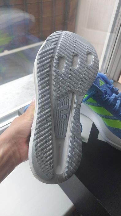 Жіночі кросівки Adidas 38p