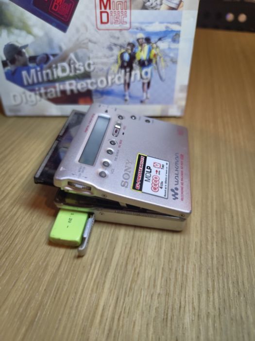 Sony Minidisc MZ-R900