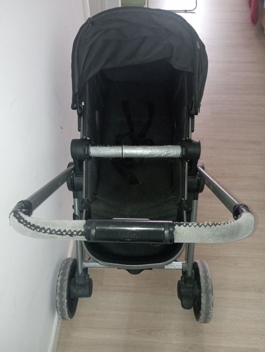 Carrinho de passeio444711363790120960