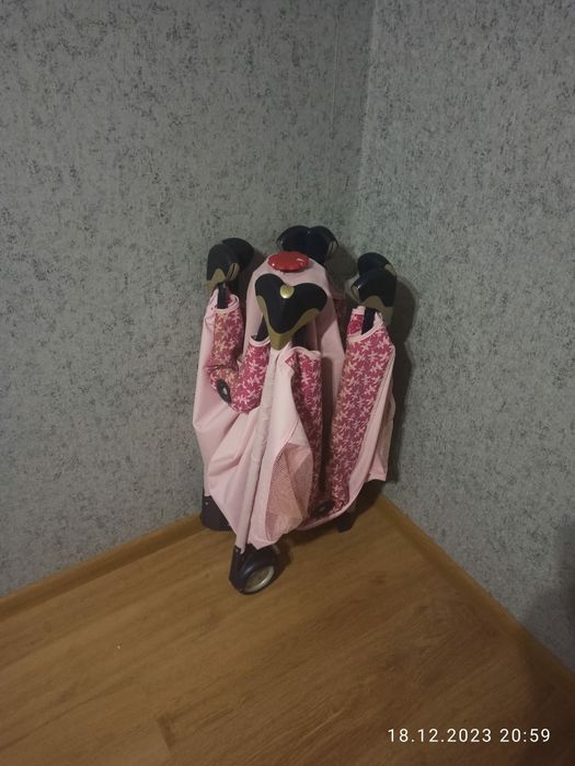 Кроватка дитяча складна