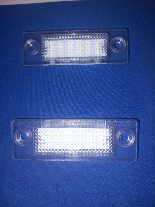 2 farolins matricula led branca novos