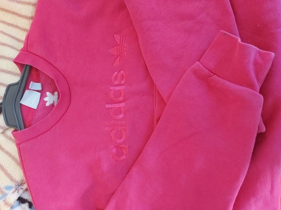 Продам світшот adidas