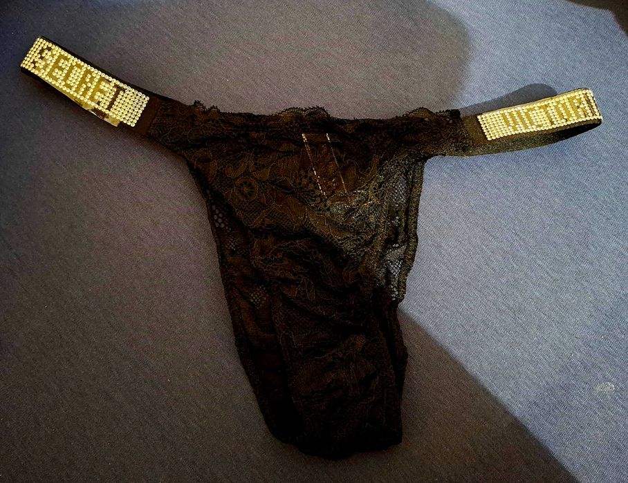 Nowe stringi Victoria's Secret