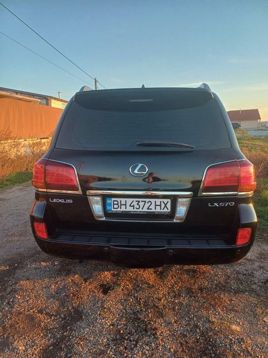 Продам Лексус 570