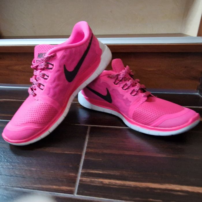 Adidasy Nike r.36