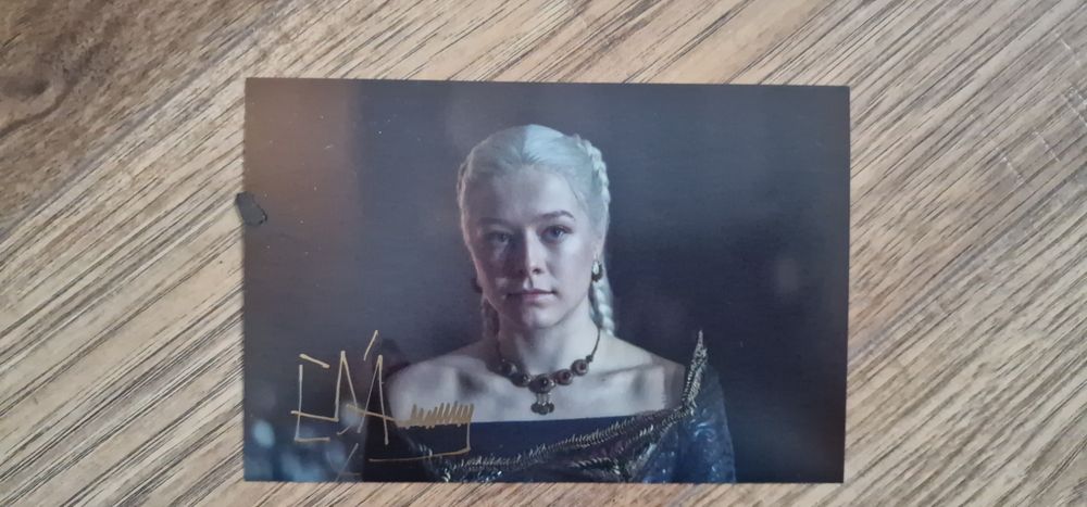 Ród Smoka autograf Emma D'Arcy oryginalny na zdjęciu
