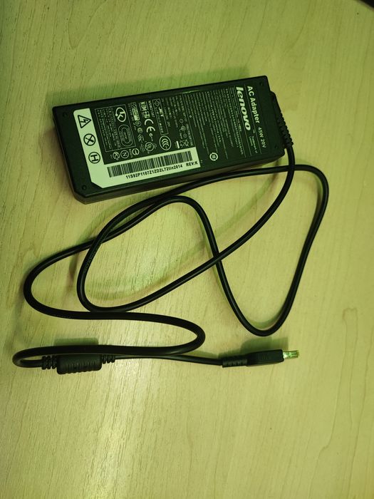 Блок питания Lenovo 45 W новый
